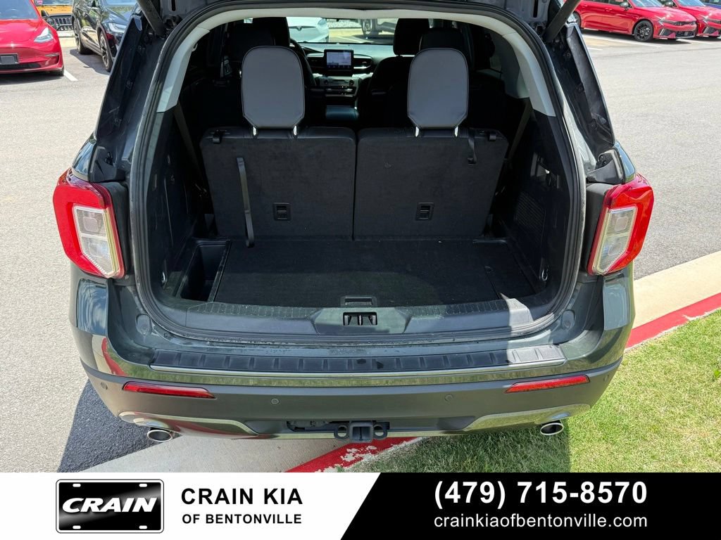 Used 2024 Ford Explorer XLT w/ Equipment Group 202A AWD/4WD image 31