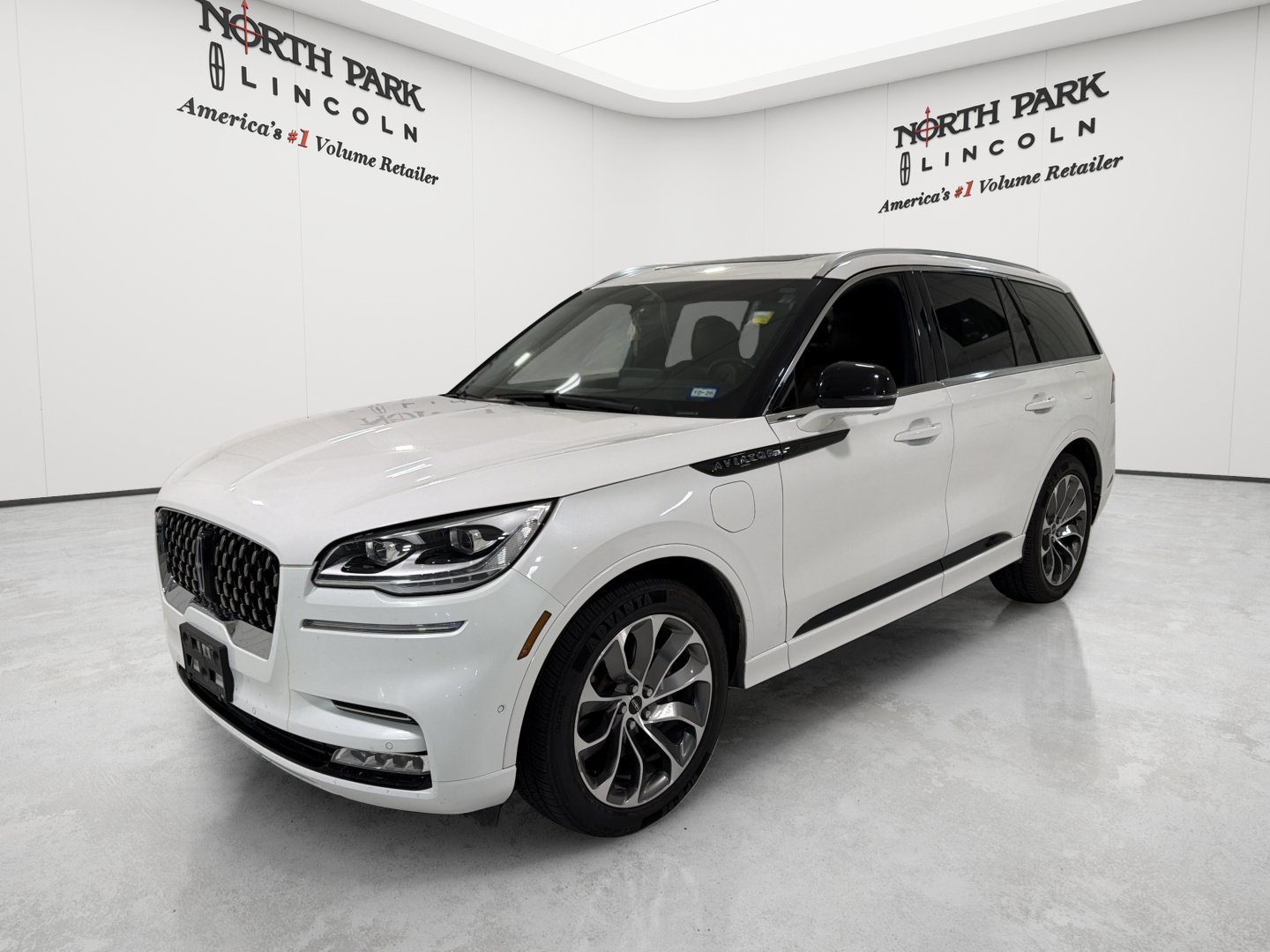 Used 2021 Lincoln Aviator Grand Touring w/ Equipment Group 302A