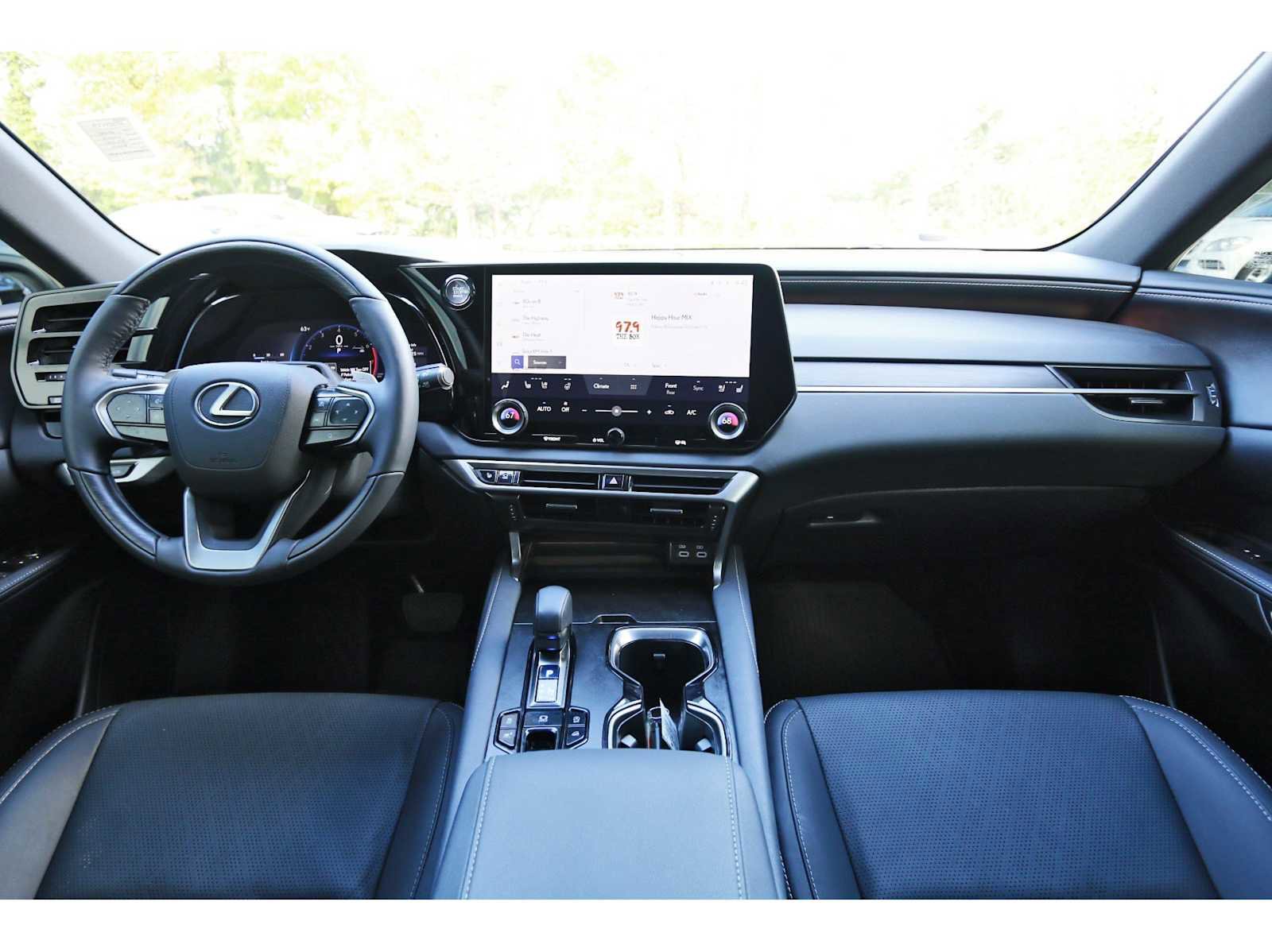 Used 2025 Lexus RX 350 Premium Plus w/ Convenience Package image 7