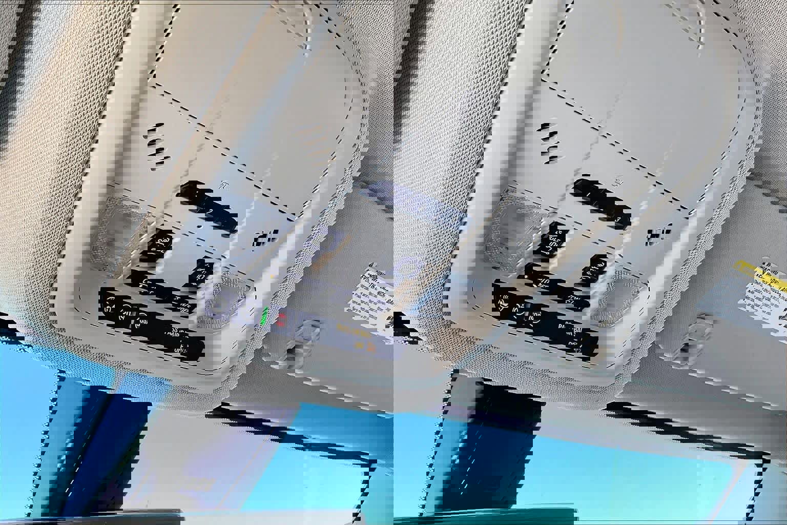 Used 2022 GMC Acadia Denali w/ Denali Ultimate Package image 39