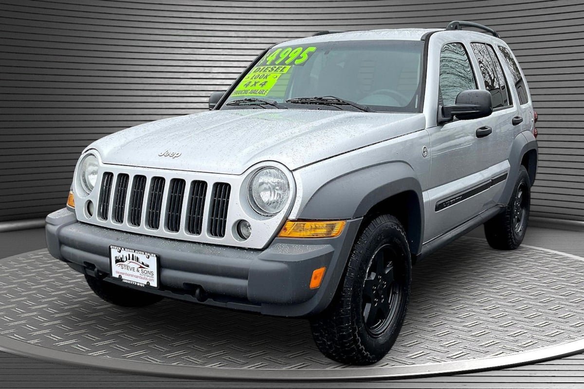Used 2005 Jeep Liberty Sport AWD/4WD image 3