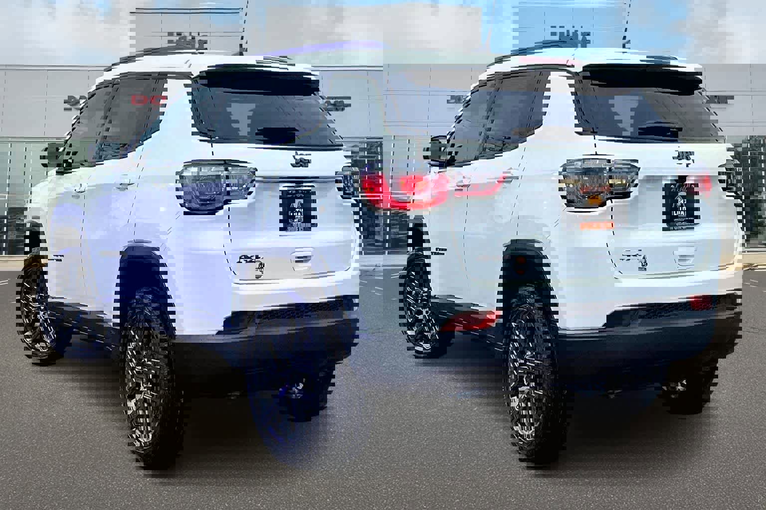 New 2026 Jeep Compass Latitude image 4