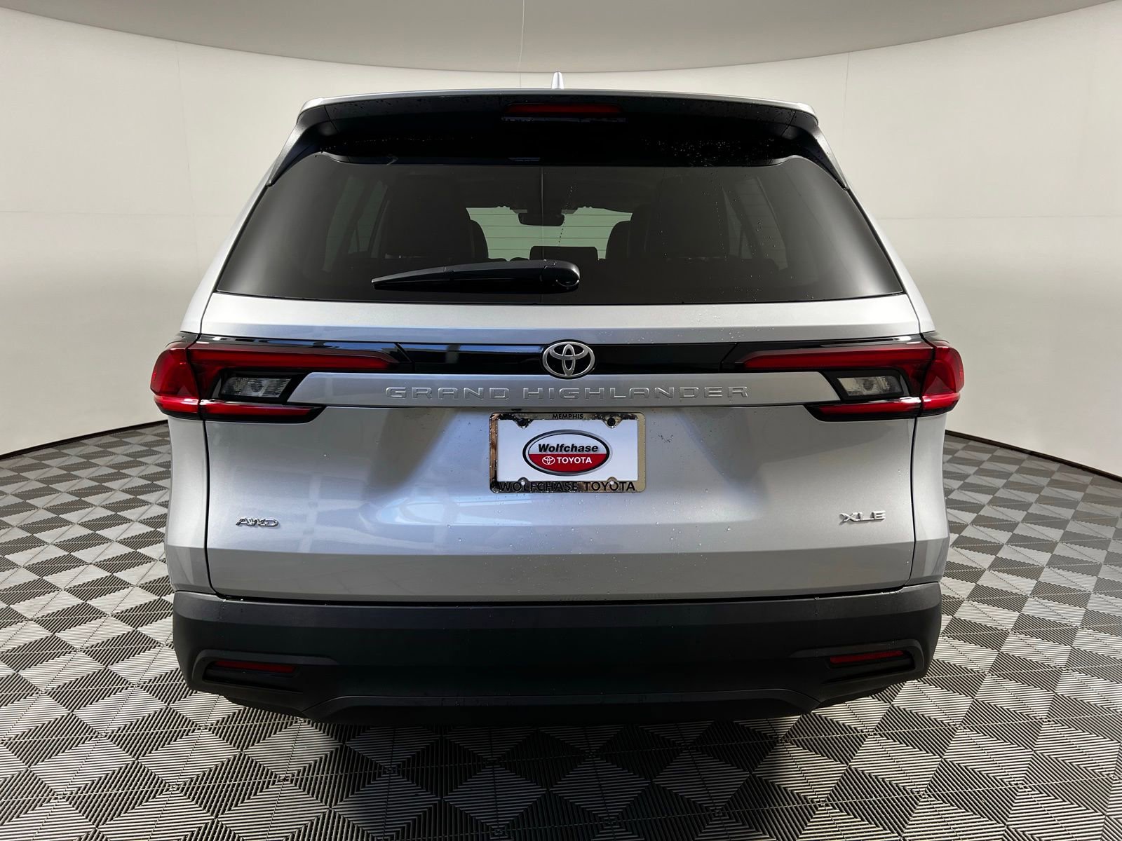 Certified 2025 Toyota Grand Highlander AWD image 6