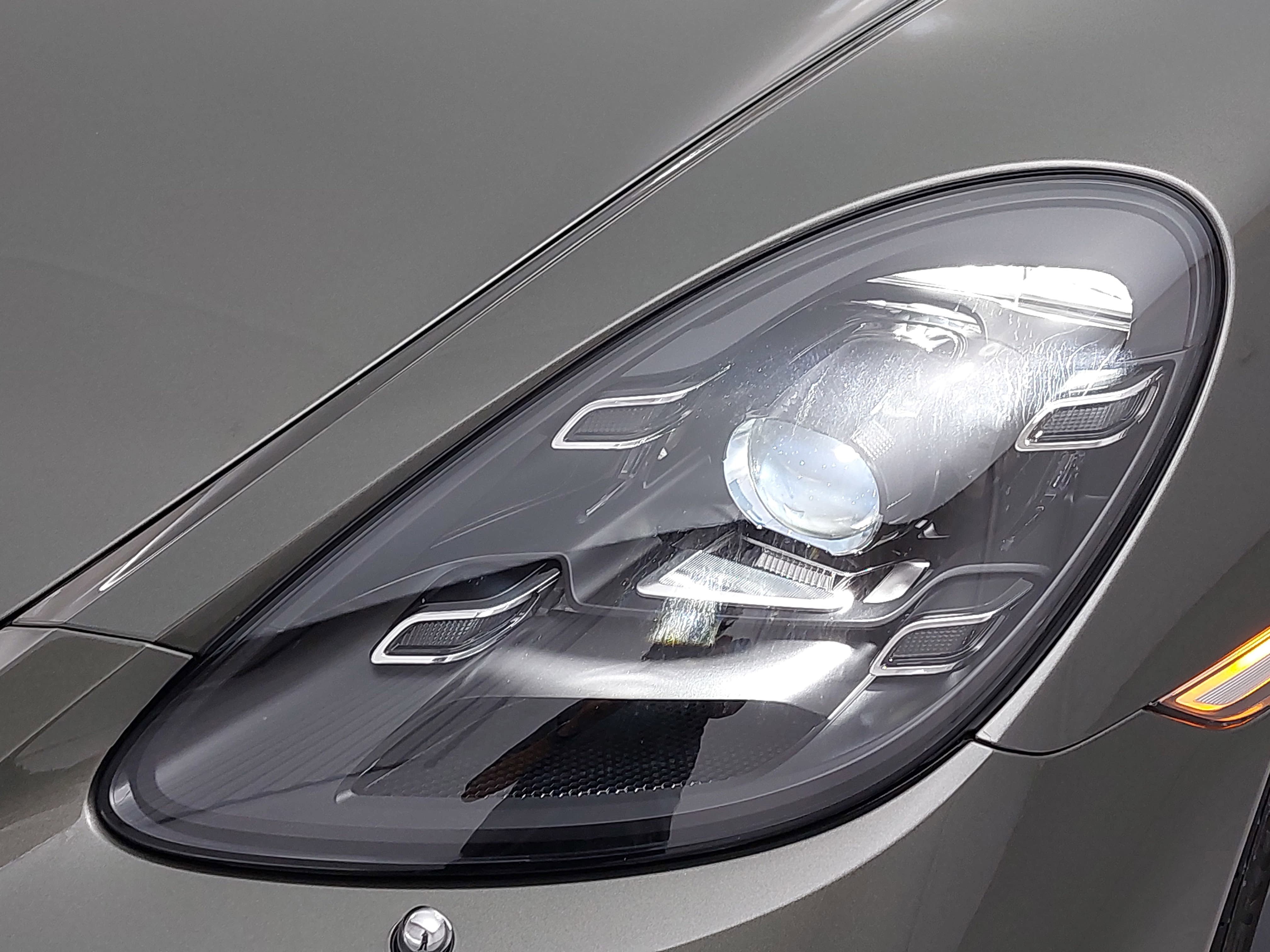 Certified 2024 Porsche 718 Cayman RWD image 28
