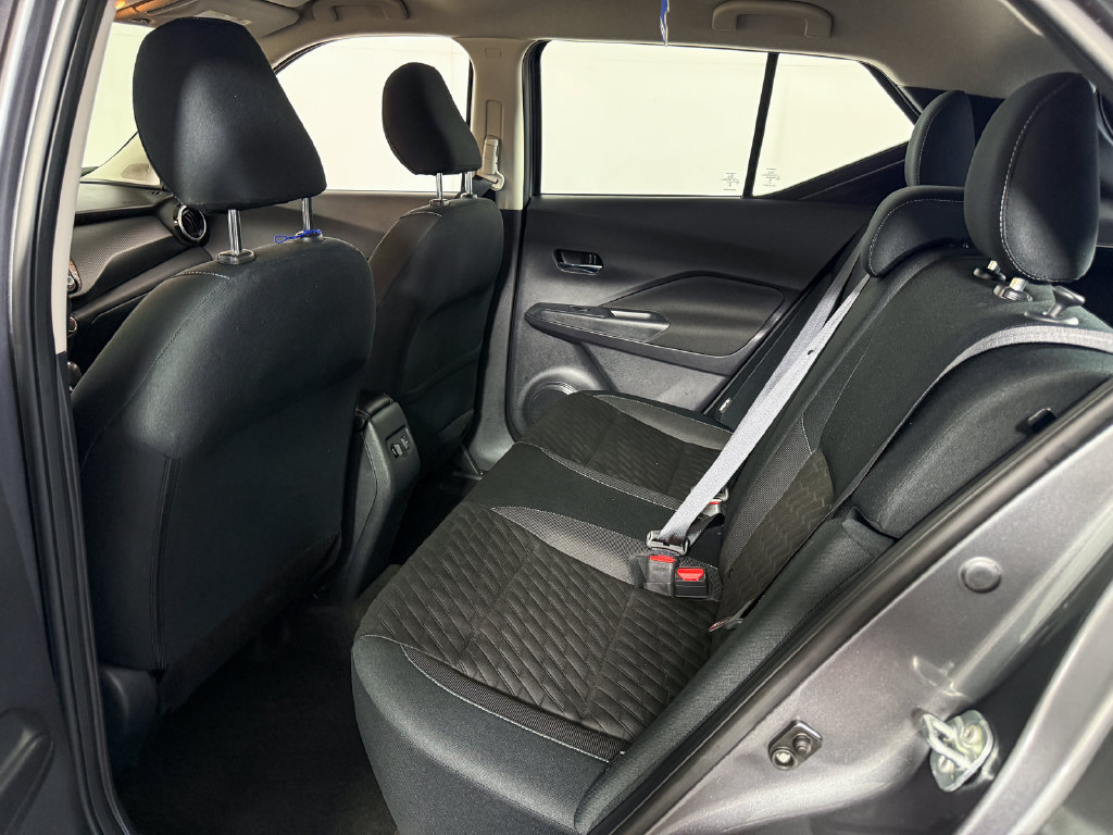 Certified 2024 Nissan Kicks SV FWD image 31