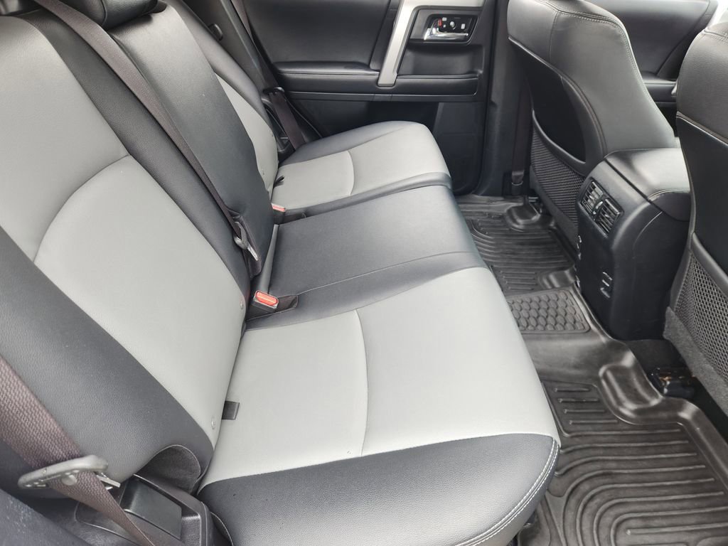 Used 2019 Toyota 4Runner SR5 Premium AWD/4WD image 30