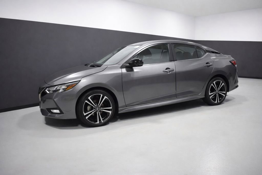 Used 2023 Nissan Sentra SR w/ Electronics Package image 2