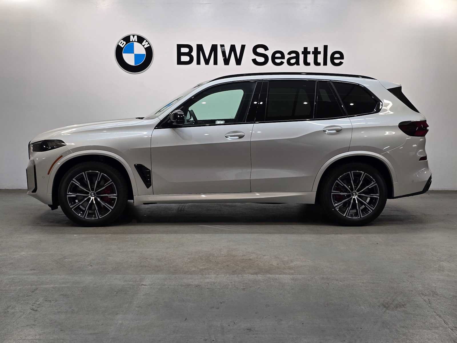 New 2026 BMW X5 M60i AWD/4WD image 33