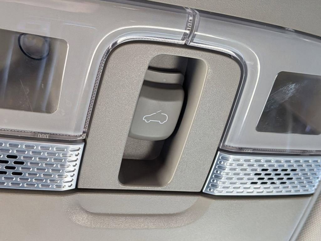 Certified 2023 Kia Telluride EX image 22