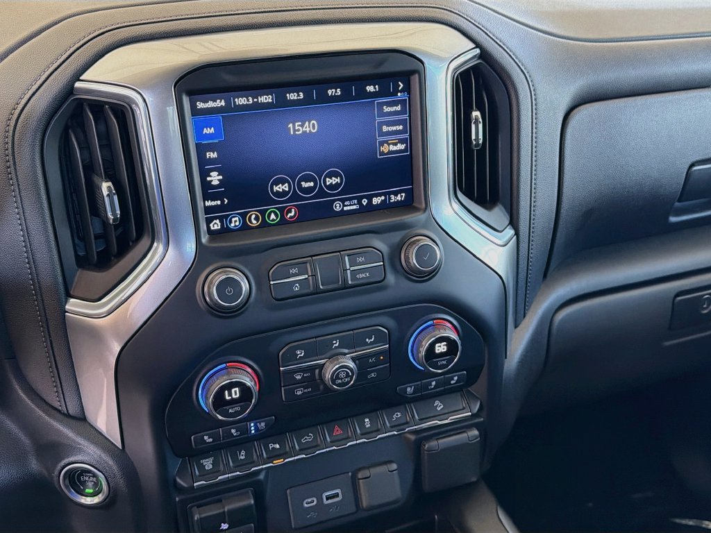 Used 2021 Chevrolet Silverado 2500 LTZ w/ LTZ Premium Package AWD/4WD image 12