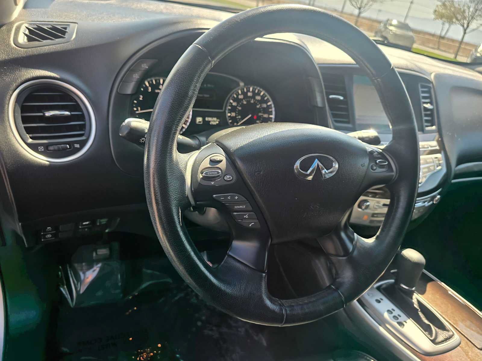 Used 2015 INFINITI QX60 Luxe w/ Premium Plus Package AWD/4WD image 26