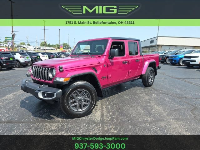 Used 2024 Jeep Gladiator Sport AWD/4WD image 1
