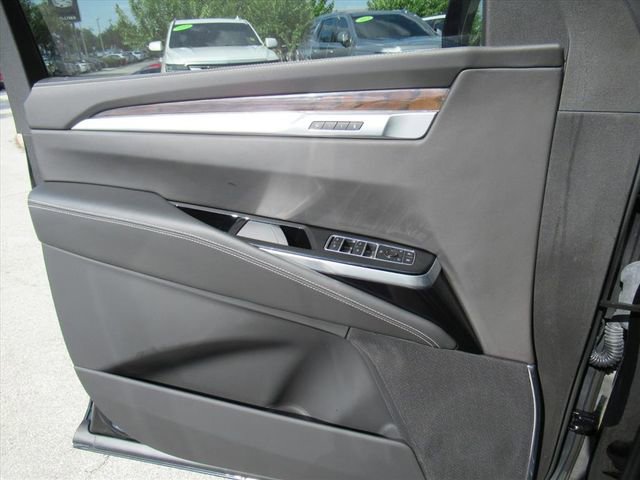 Used 2025 Cadillac Escalade Sport Platinum AWD/4WD image 24