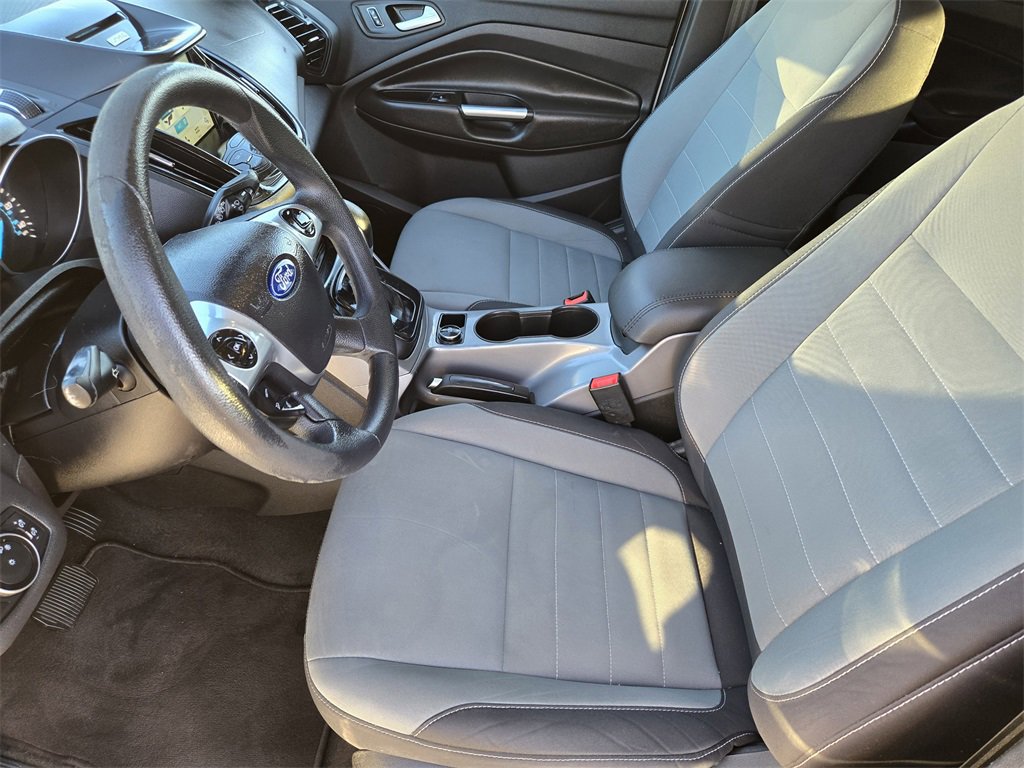 Used 2016 Ford Escape SE w/ Equipment Group 201A image 18