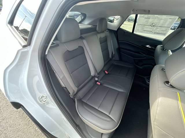 New 2026 Chevrolet Trax ACTIV w/ Sunroof Package FWD image 26