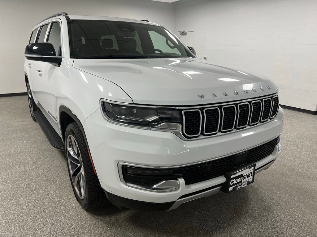 Used 2024 Jeep Wagoneer L Series II w/ Premium Group I image 2