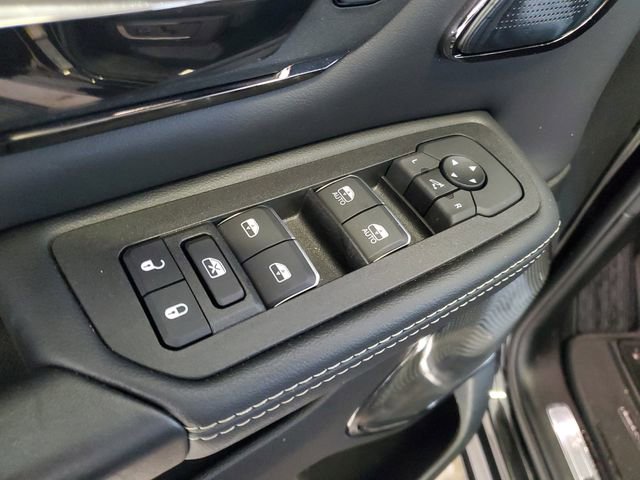 Used 2025 RAM 1500 Limited image 9