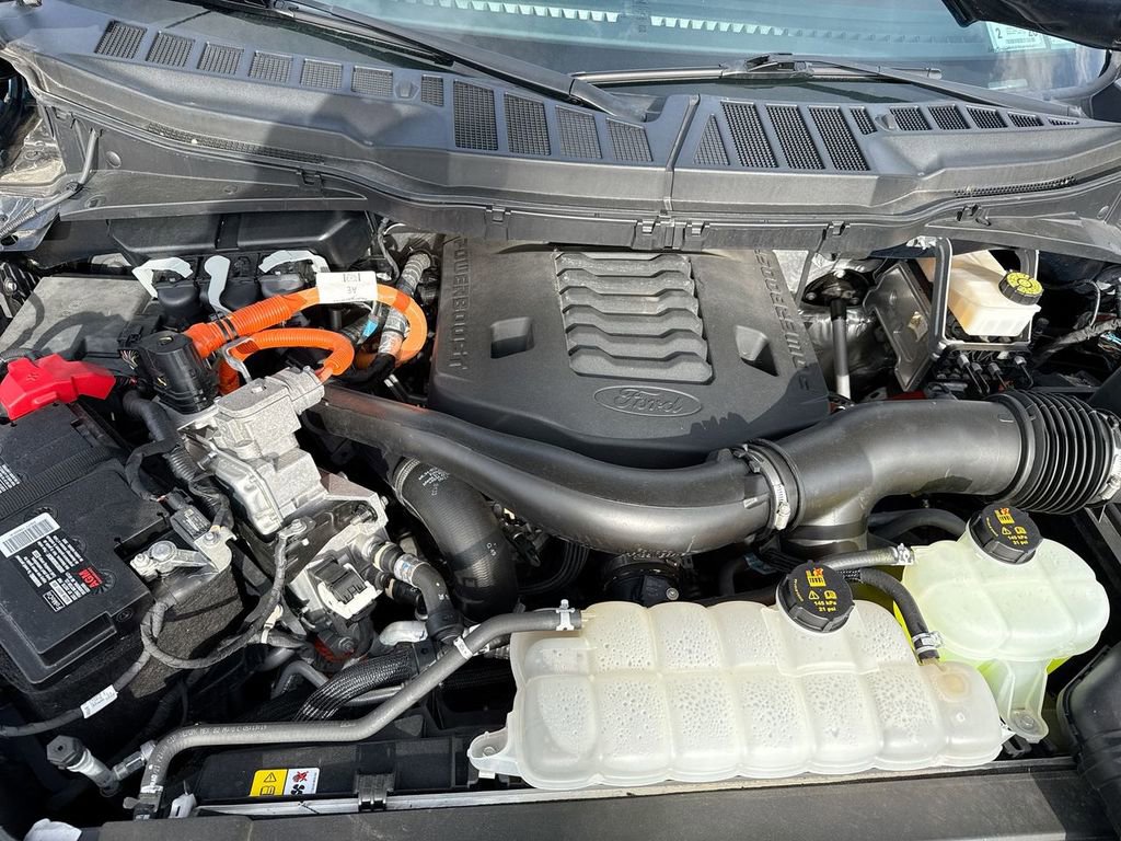 Used 2021 Ford F150 Lariat w/ Equipment Group 502A High image 26