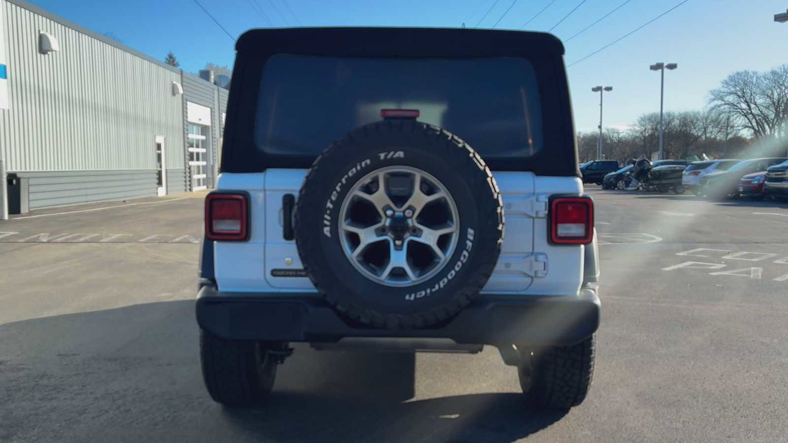 Used 2020 Jeep Wrangler Unlimited Sport image 3