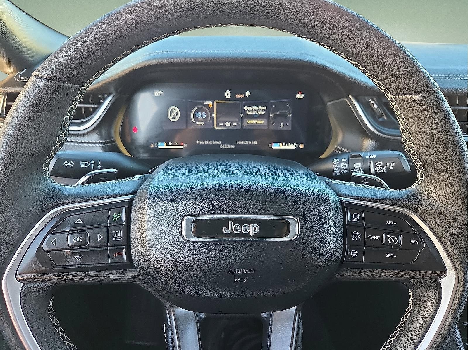 Used 2024 Jeep Grand Cherokee L Limited w/ Black Appearance Package AWD/4WD image 24