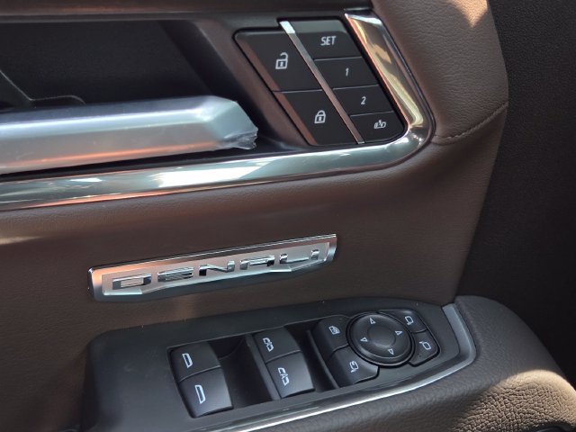 New 2026 GMC Sierra 1500 Denali w/ Denali Reserve Package AWD/4WD image 28