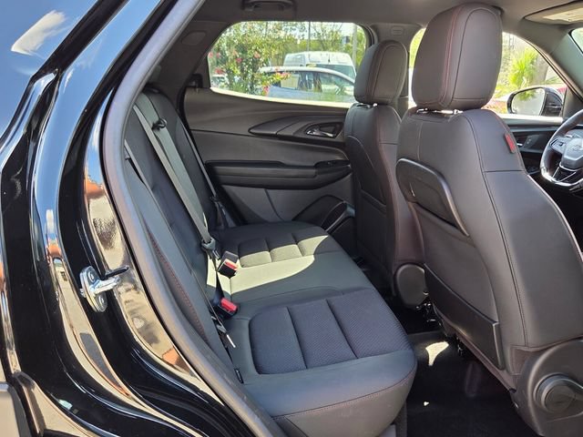 Used 2023 Chevrolet TrailBlazer RS w/ Convenience Package AWD/4WD image 18