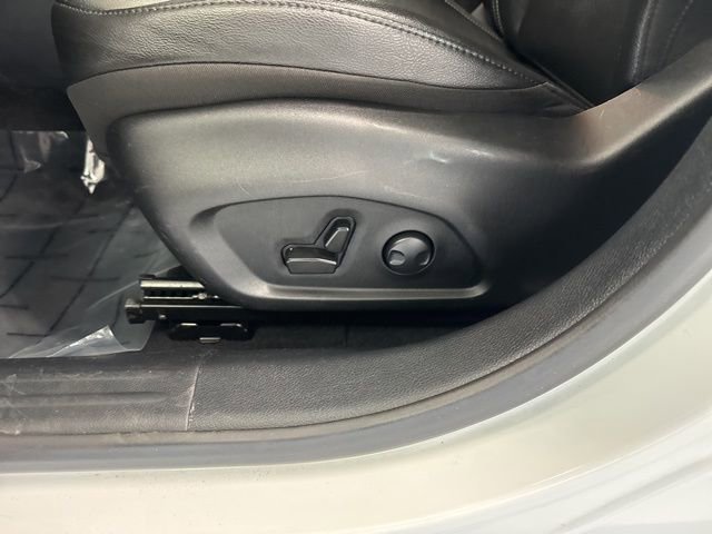 Used 2025 Jeep Compass Limited AWD/4WD image 16