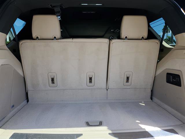 Certified 2023 Cadillac Escalade Premium Luxury w/ LPO, Radiant Package AWD/4WD image 31