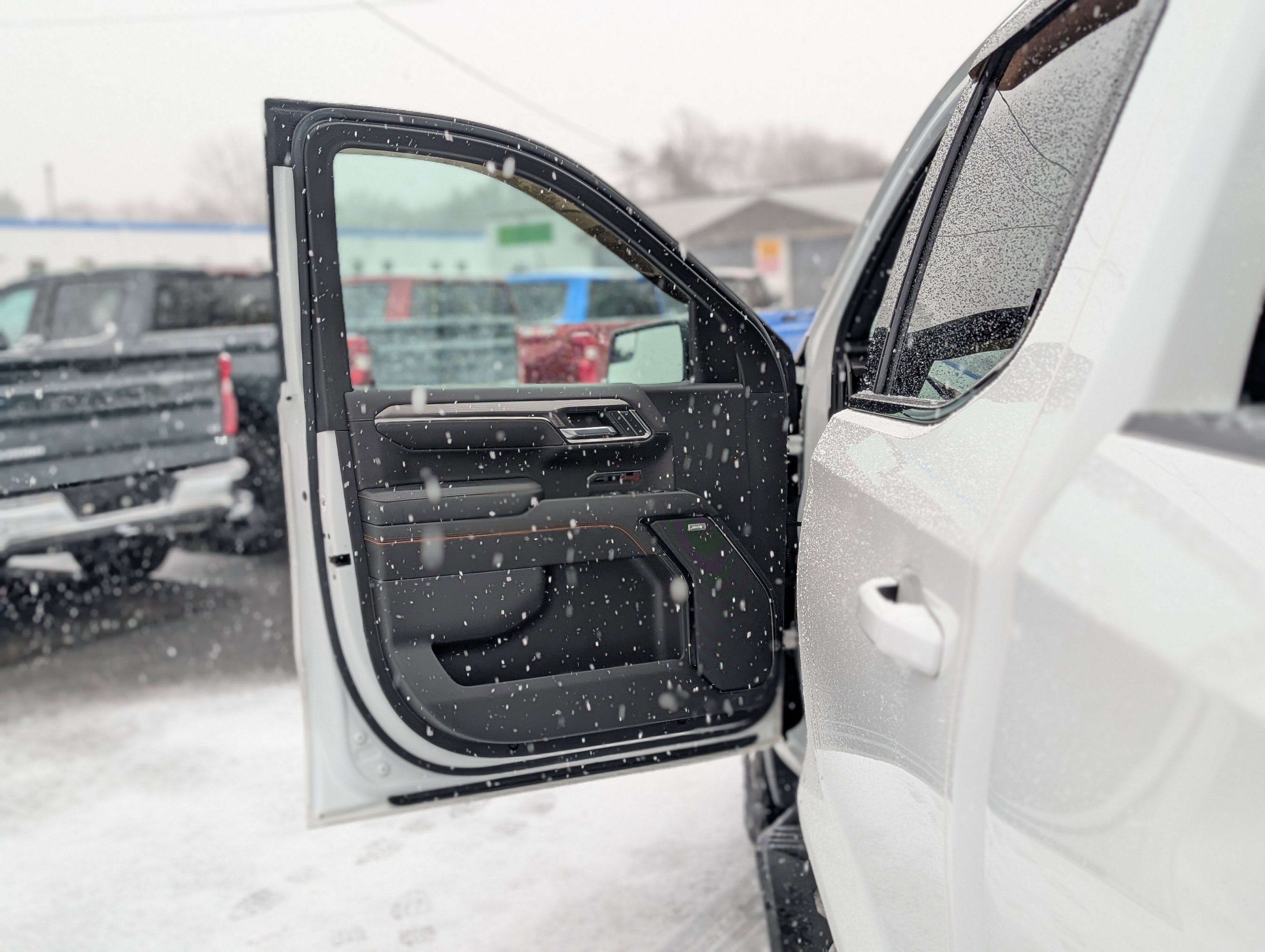 Used 2022 GMC Sierra 1500 AT4 w/ AT4 Preferred Package image 28