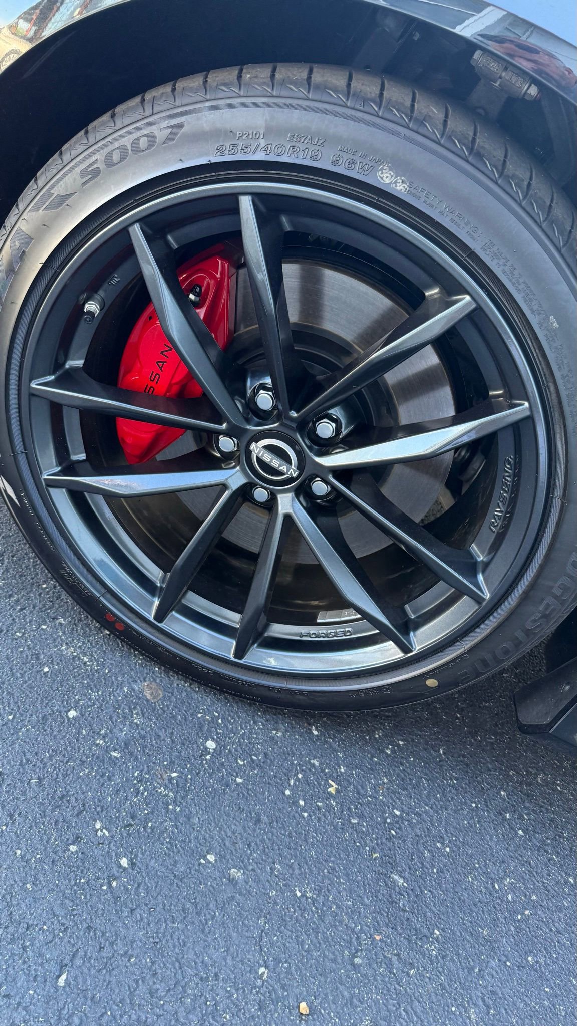 Used 2024 Nissan Z Performance w/ Floor Mat Package image 16