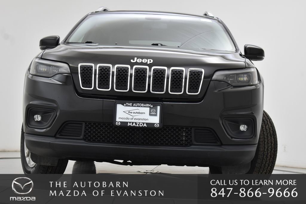 Used 2019 Jeep Cherokee Latitude Plus w/ Cold Weather Group image 5