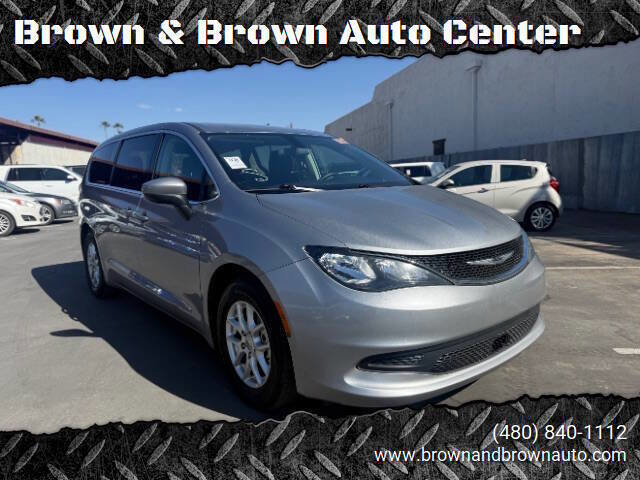 Used 2021 Chrysler Voyager LX