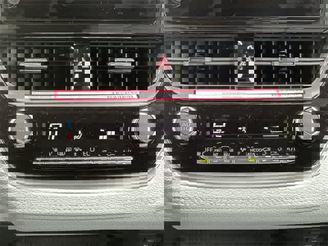 New 2024 Toyota Corolla SE image 13