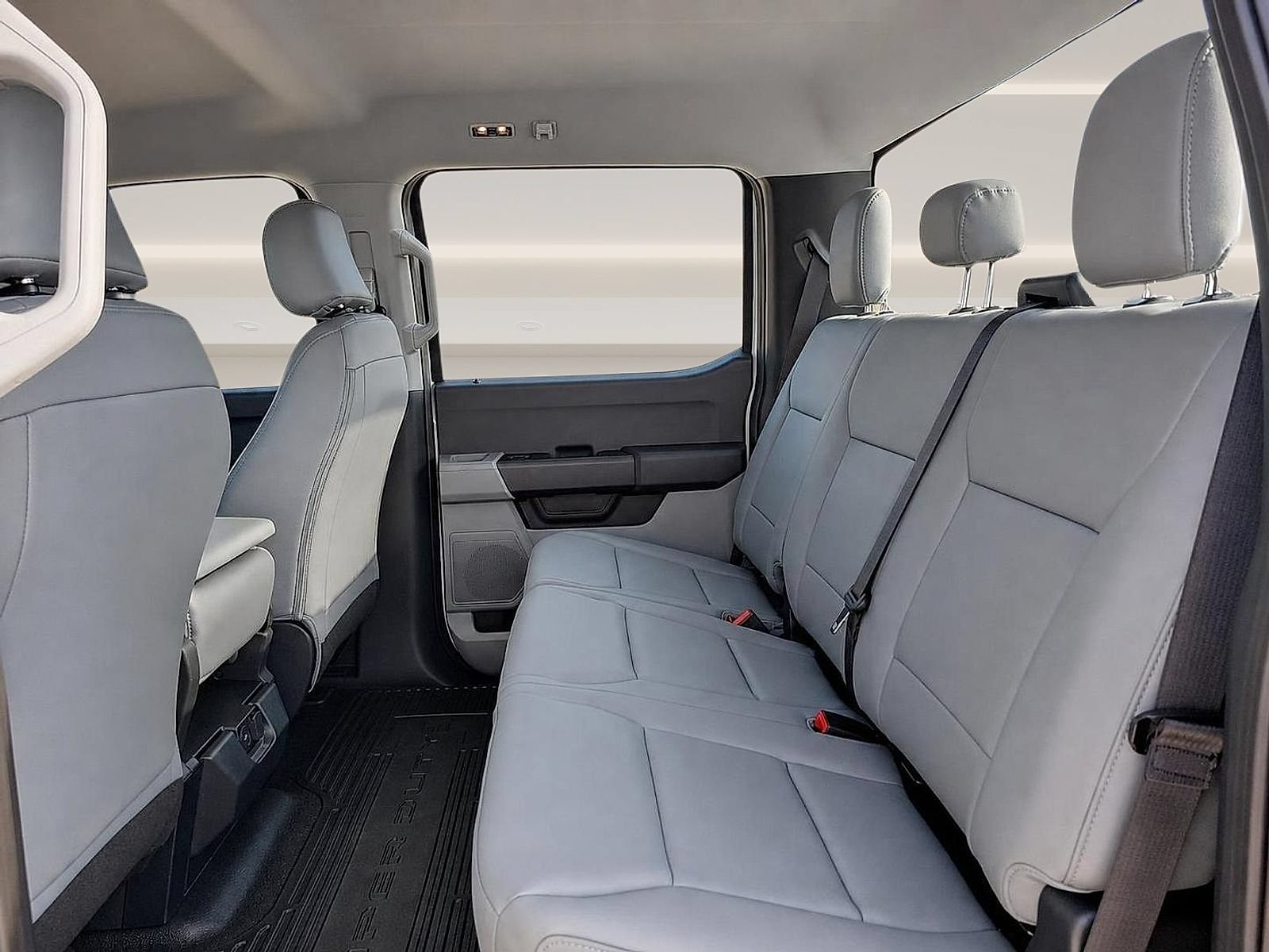 New 2027 Ford F250 XL w/ FX4 Off-Road Package AWD/4WD image 10