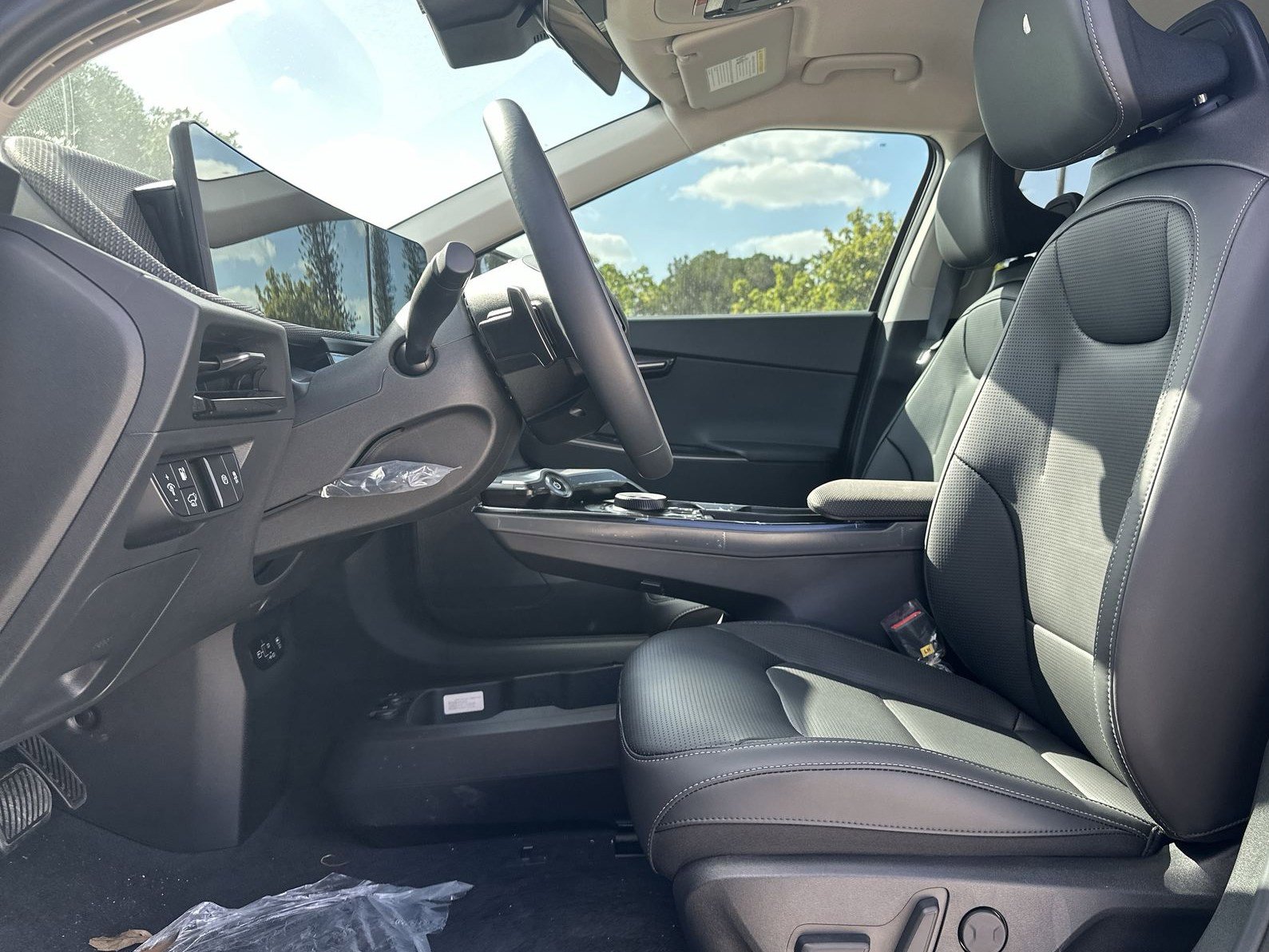 New 2025 Kia EV6 Wind RWD image 15