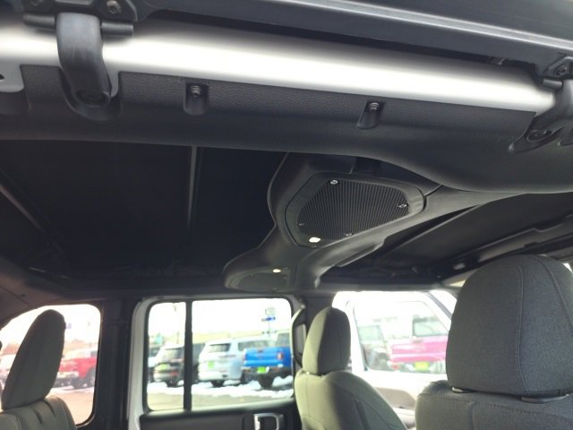 Used 2024 Jeep Wrangler Willys image 45