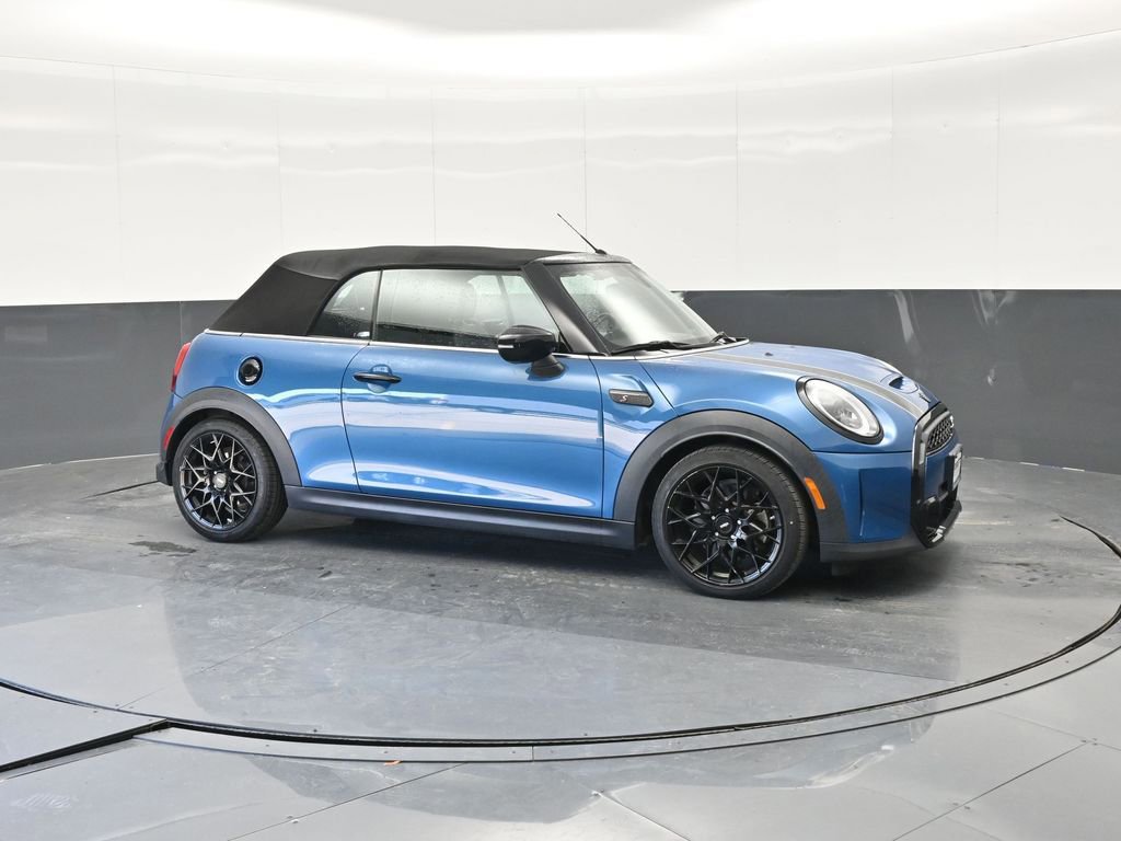 Used 2023 MINI Cooper S image 11