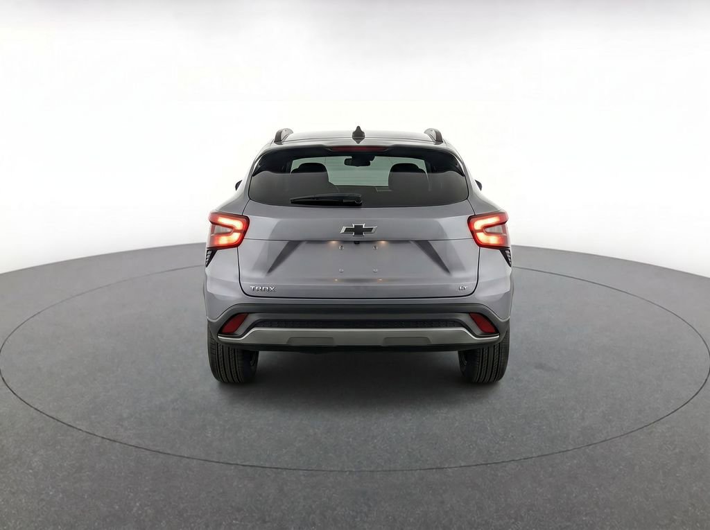 Used 2026 Chevrolet Trax LT FWD image 7