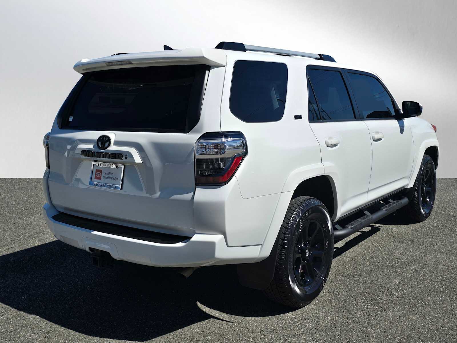 Certified 2023 Toyota 4Runner SR5 image 3