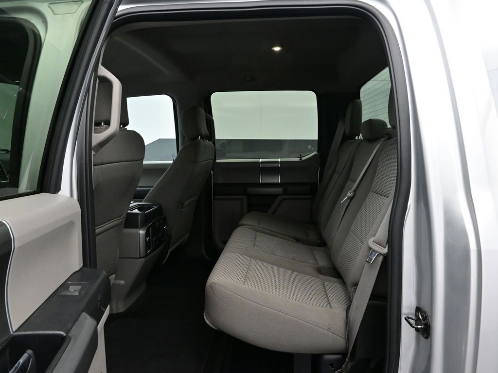 Used 2018 Ford F250 XLT w/ XLT Premium Package image 13