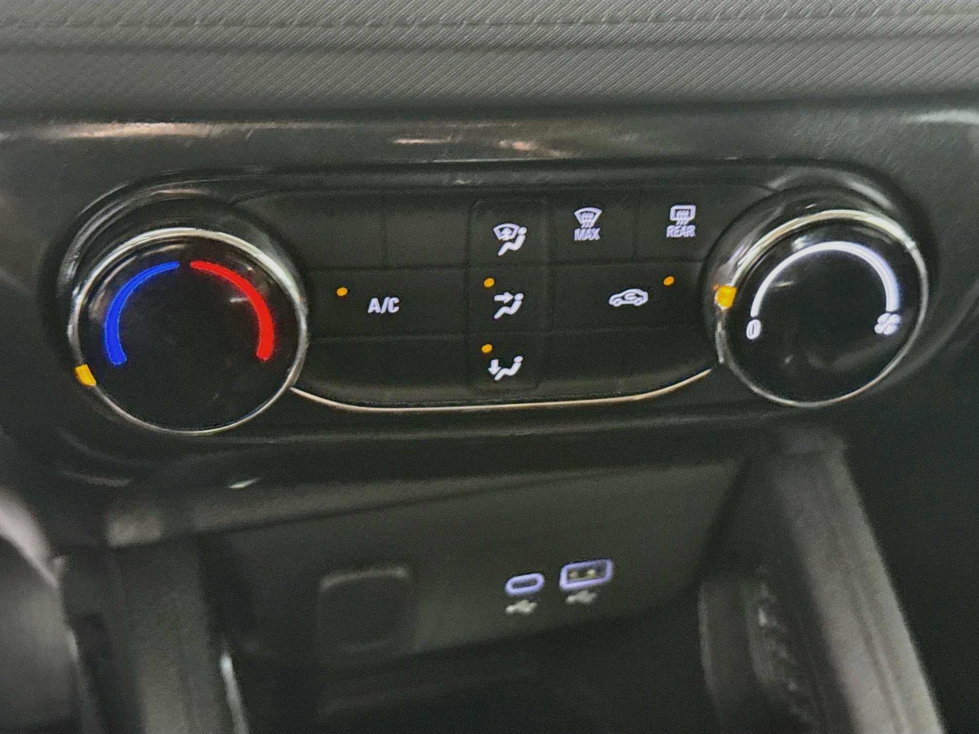 Used 2025 Chevrolet TrailBlazer LT FWD image 17
