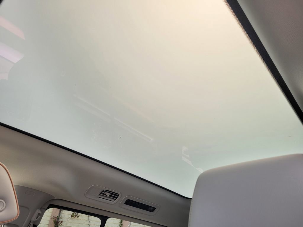 New 2025 Volkswagen ID. Buzz Pro S Plus image 12