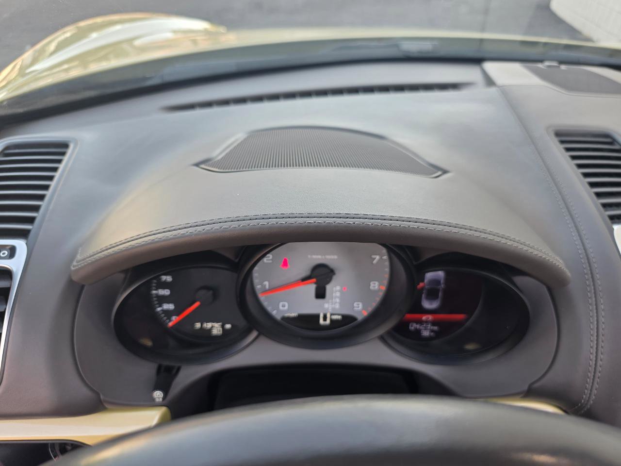 Used 2014 Porsche Boxster S image 39