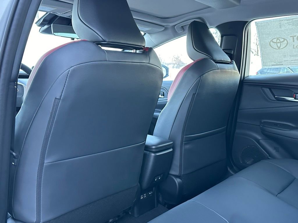 New 2026 Toyota Prius Plug-In Hybrid FWD image 11