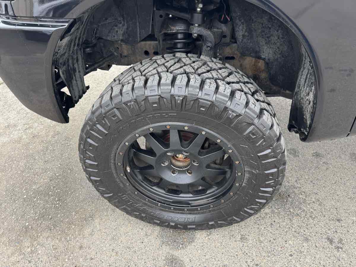 Used 2012 Nissan Titan S image 37