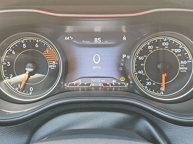 Used 2020 Jeep Cherokee Trailhawk image 12