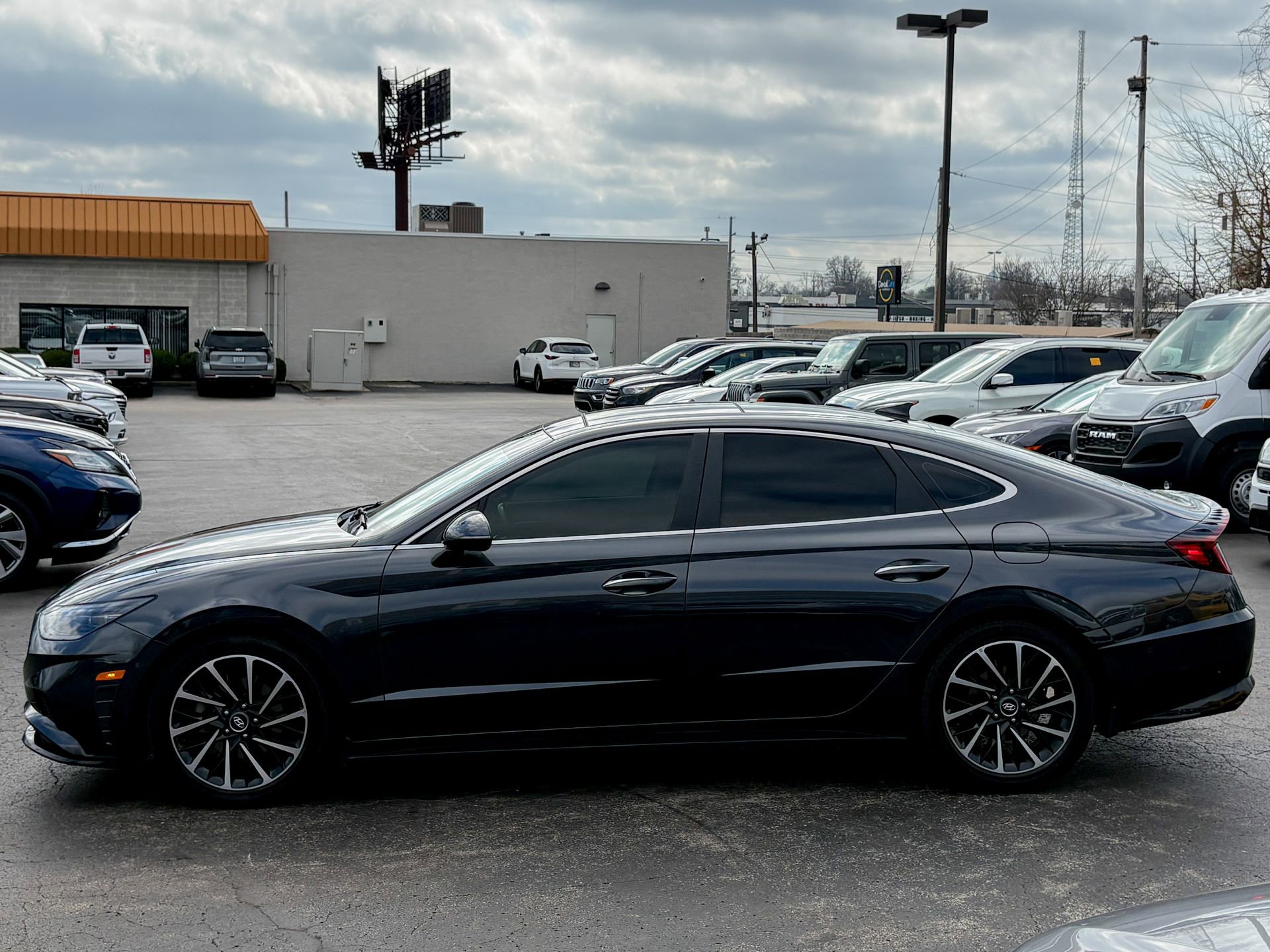 Used 2021 Hyundai Sonata Limited image 7