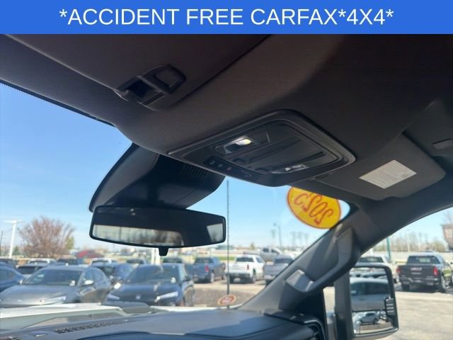 Used 2025 Chevrolet Silverado 2500 LT w/ Convenience Package image 27