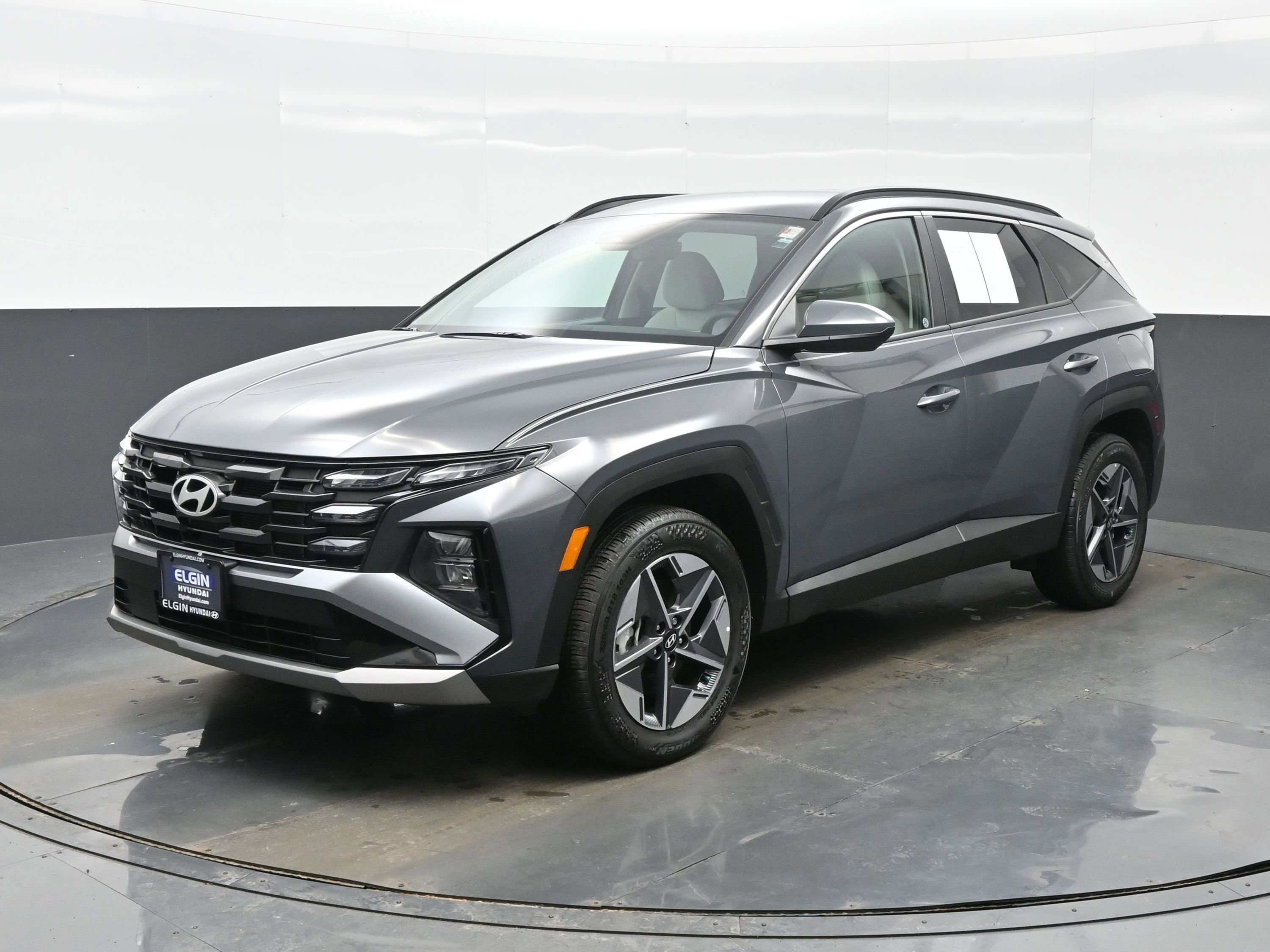 Certified 2025 Hyundai Tucson SEL image 2