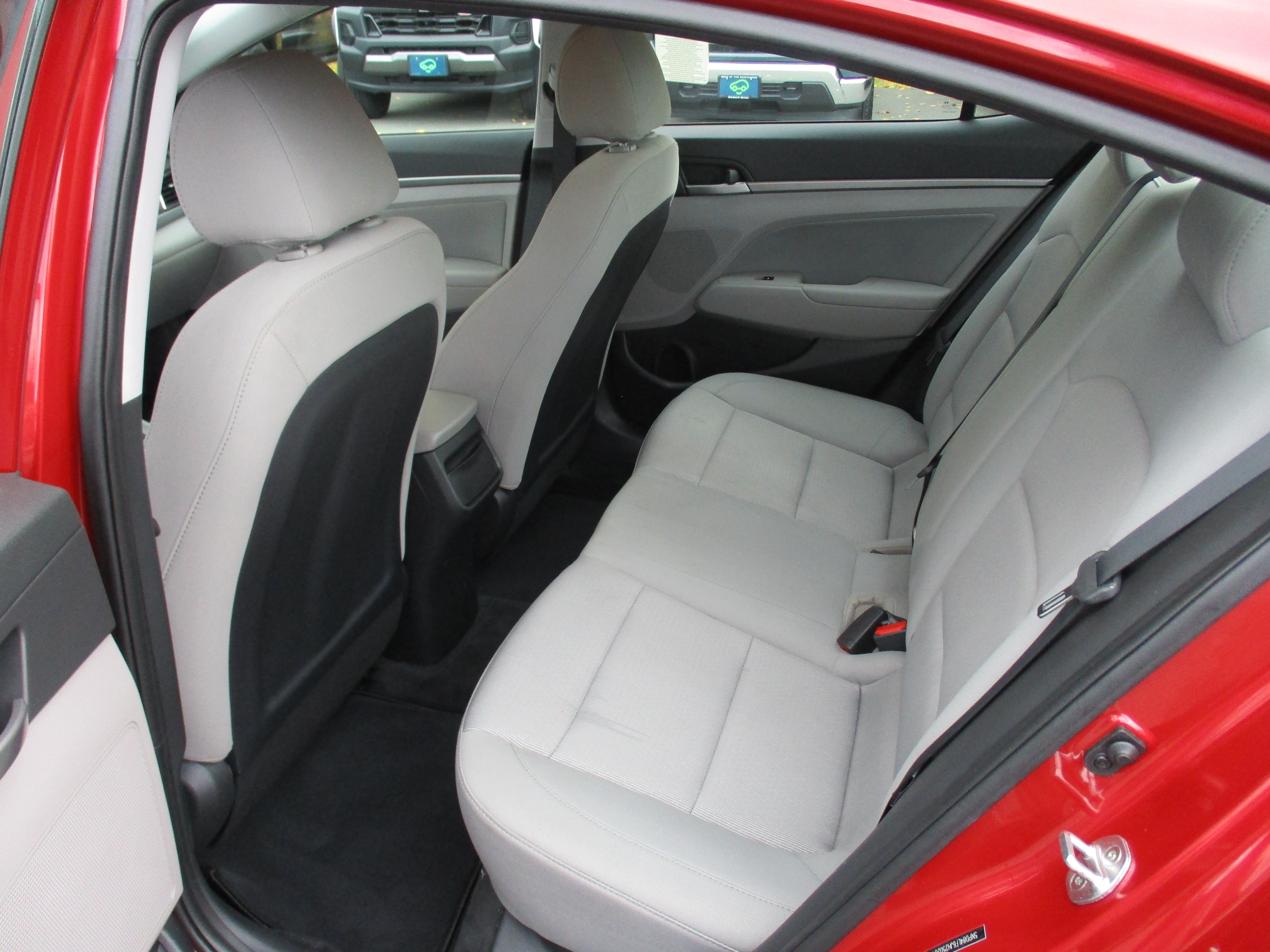Used 2018 Hyundai Elantra SEL FWD image 12
